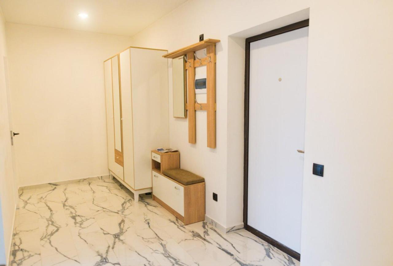 Апартаменты В Новострое Рядом С Центром Kyiv Exterior photo